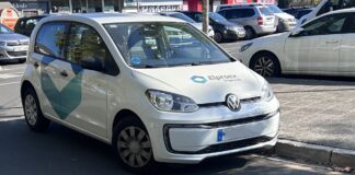 Grandes empresas también aparcan ‘donde les sale’ en Vitoria Grandes empresas también aparcan 'donde les sale' en Vitoria Elproex