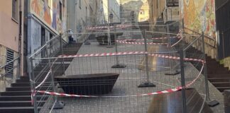Los nuevos ‘mamotretos’ de Vitoria desatan una tormenta de críticas Los nuevos 'mamotretos' de Vitoria desatan una tormenta de críticas